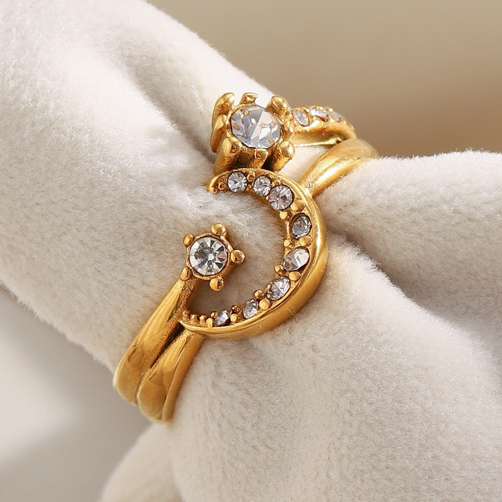 Nutina moon and star ring