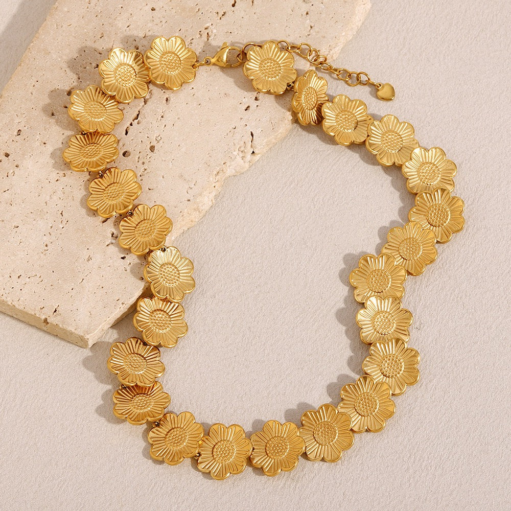 Flower dance bracelet