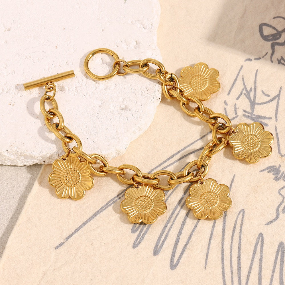 Flower dance bracelet
