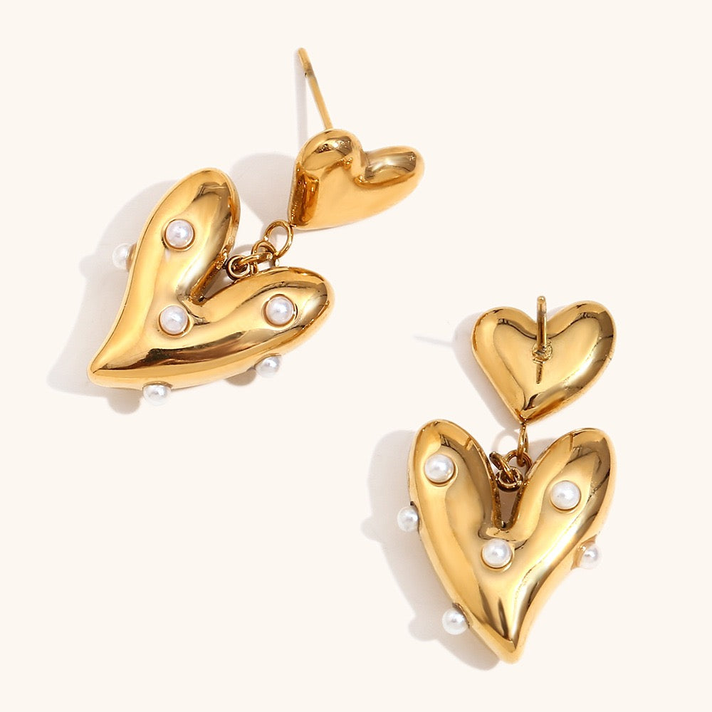 Kokomo Pearly heart earrings