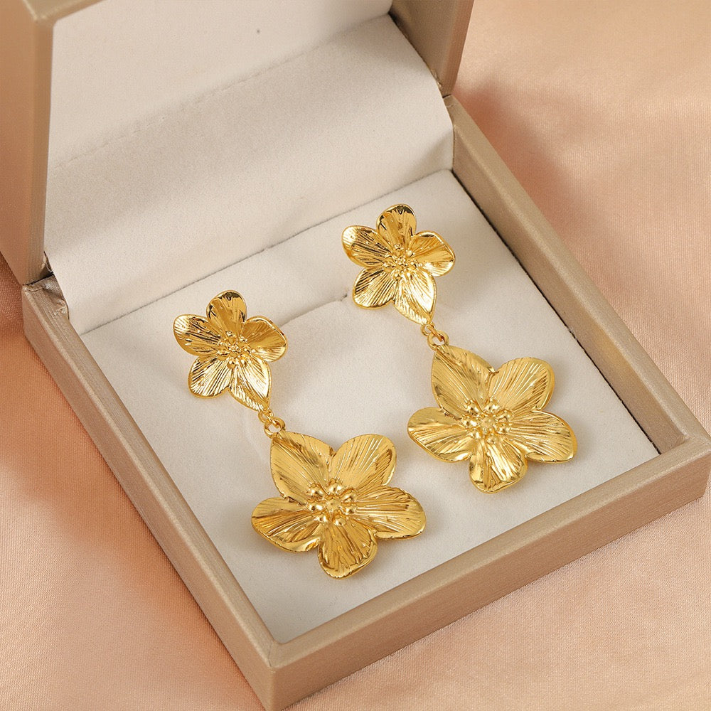 Bita flower earrings