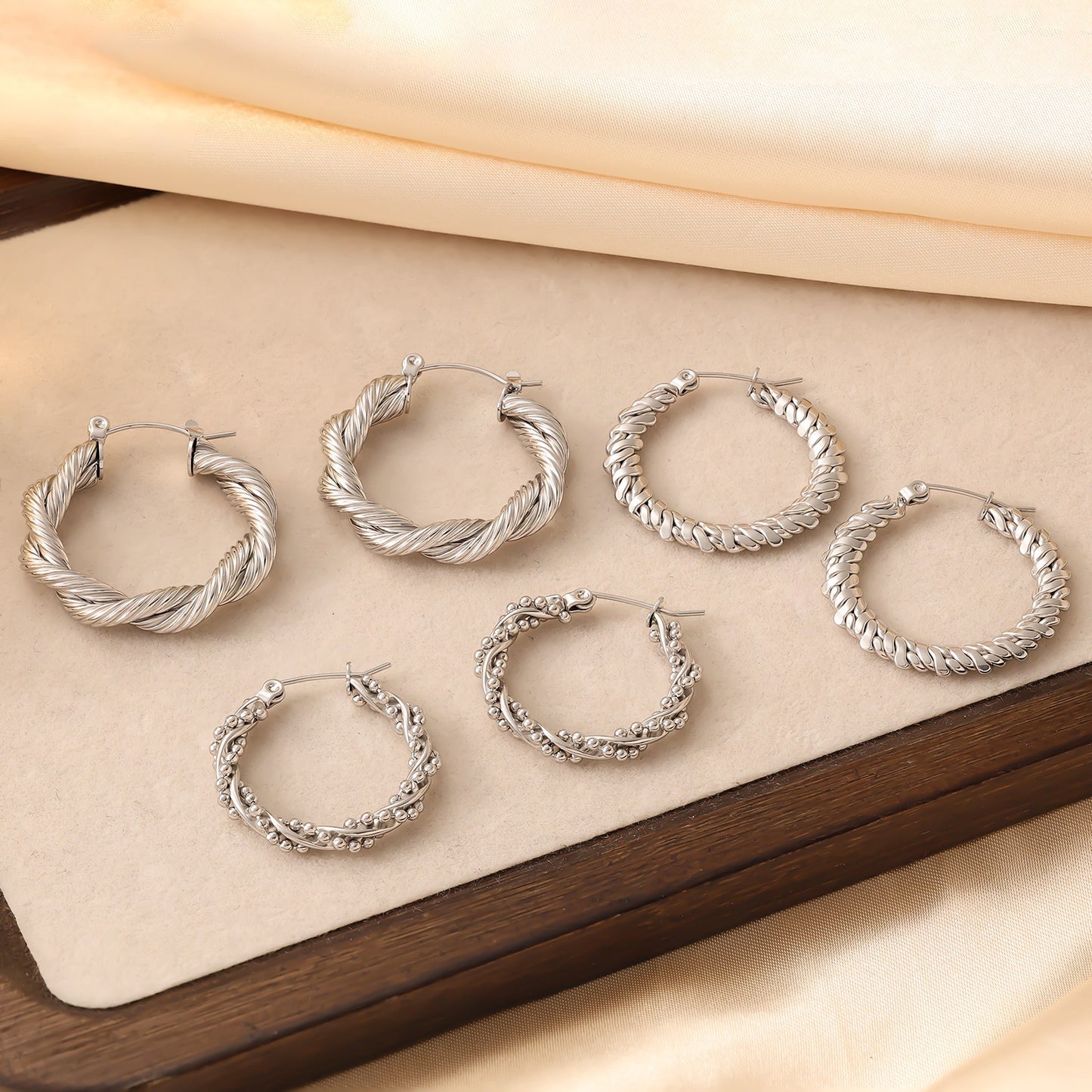 Karita braid hoops