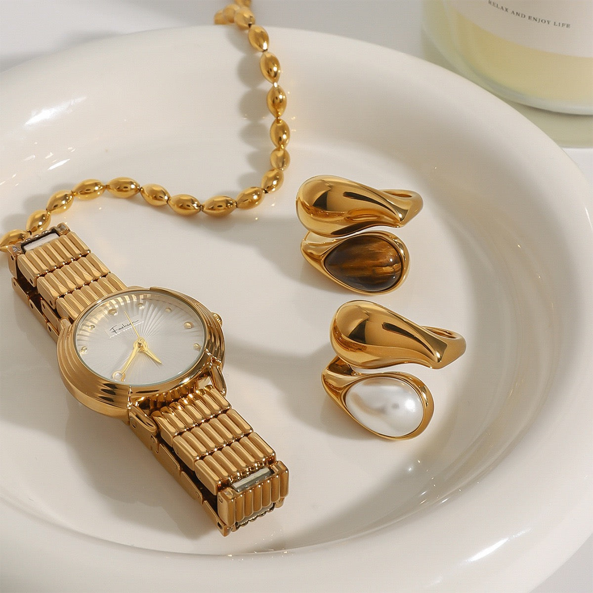 Bulky Belle cross over rings