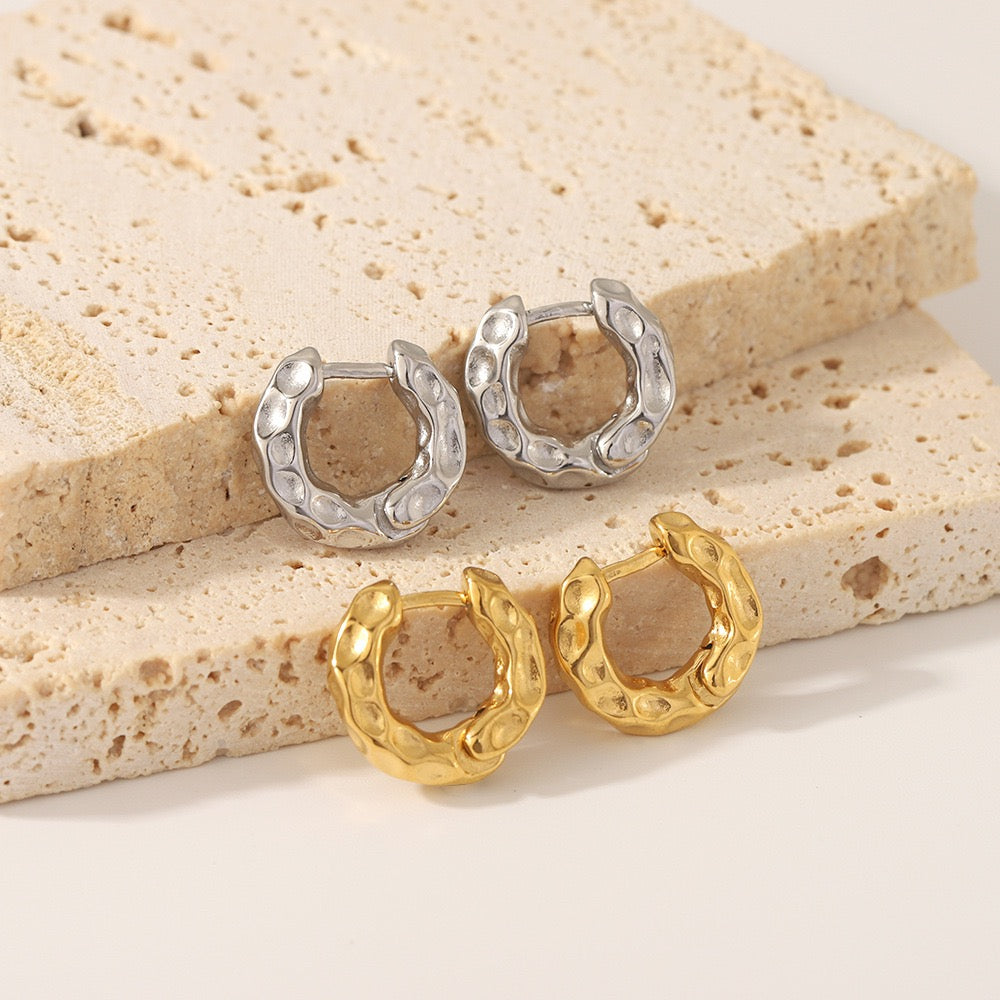 Kimiko hoop earrings