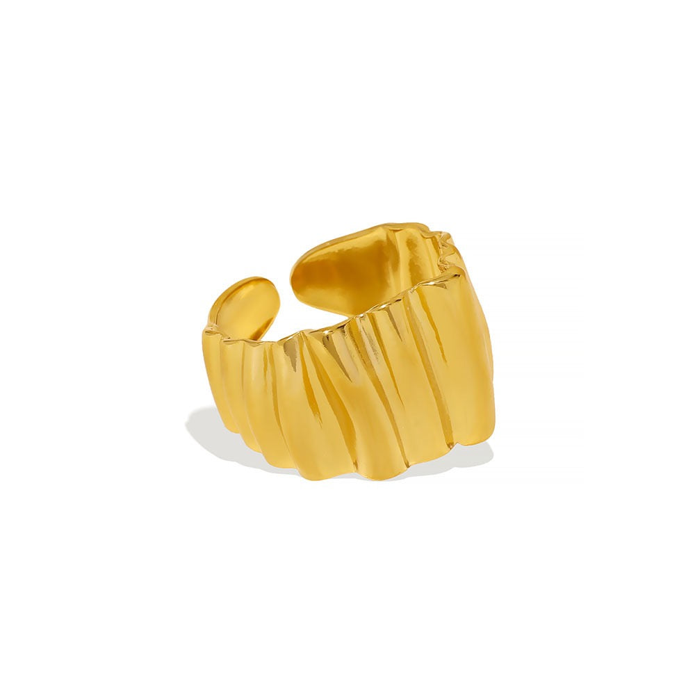Golden wrinkle ring