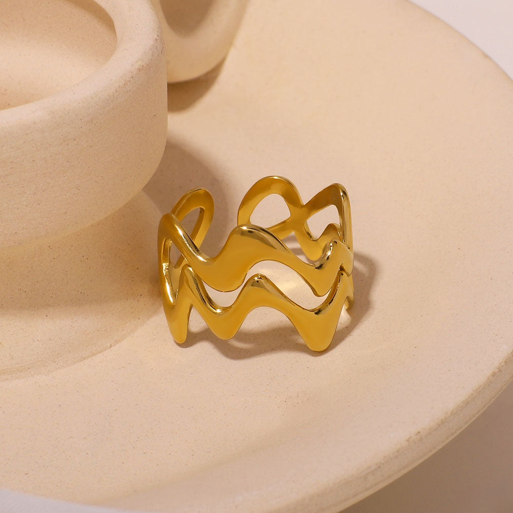 Double wave ring