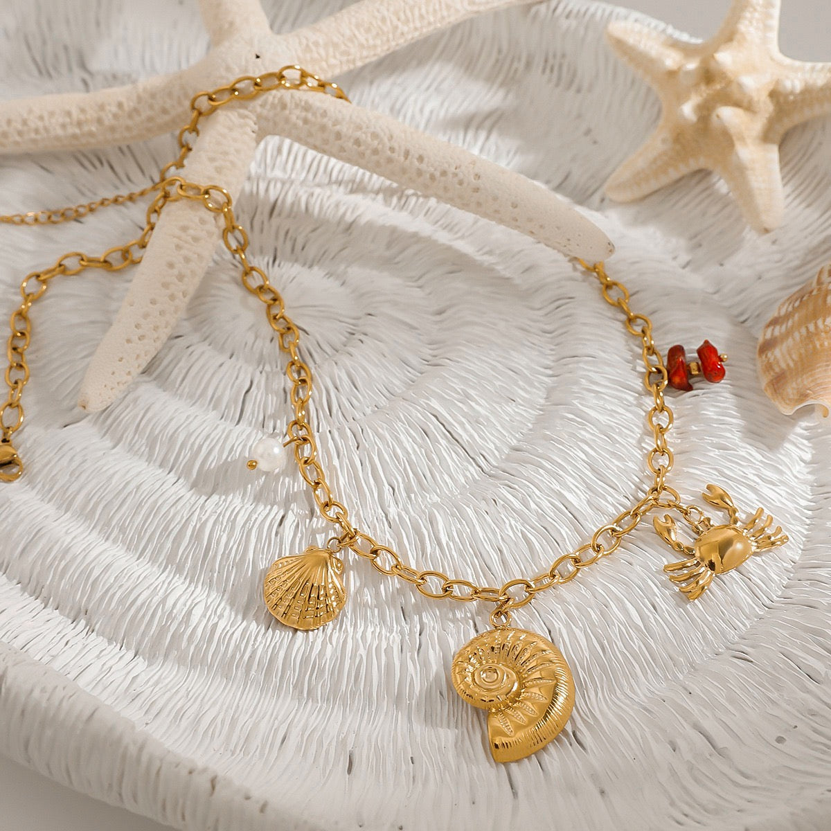 Red coral shell charm set