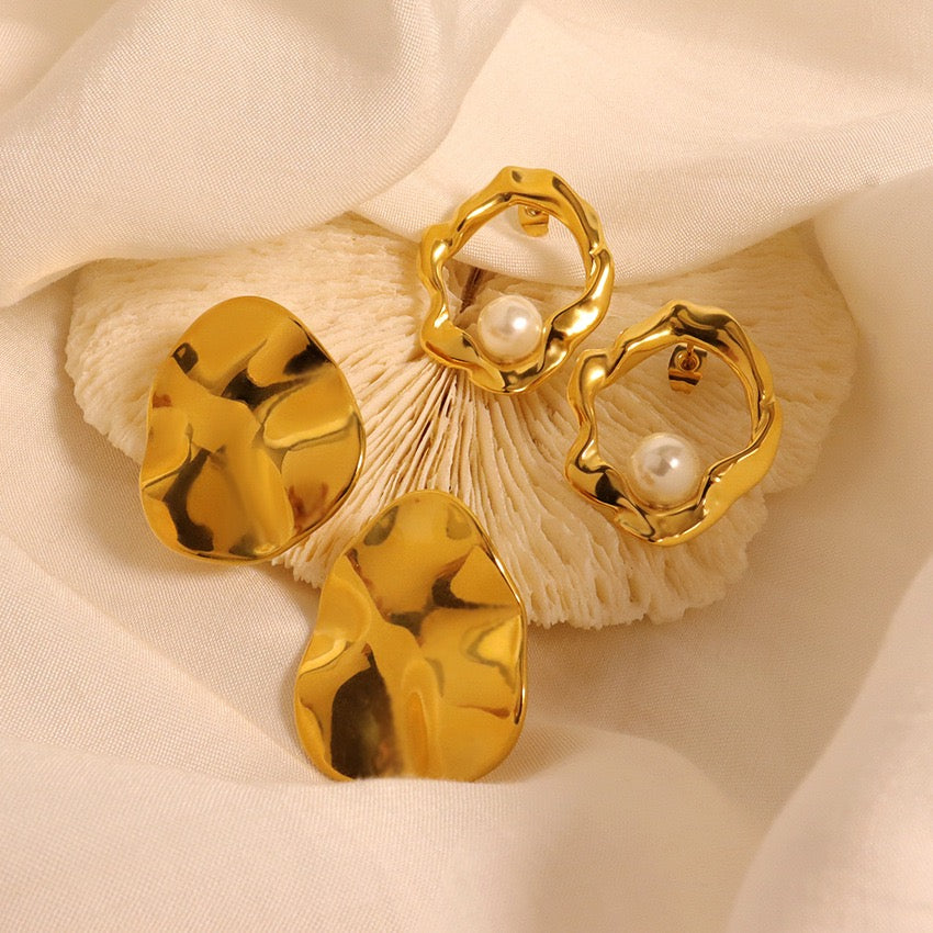 Yuki pearly earrings