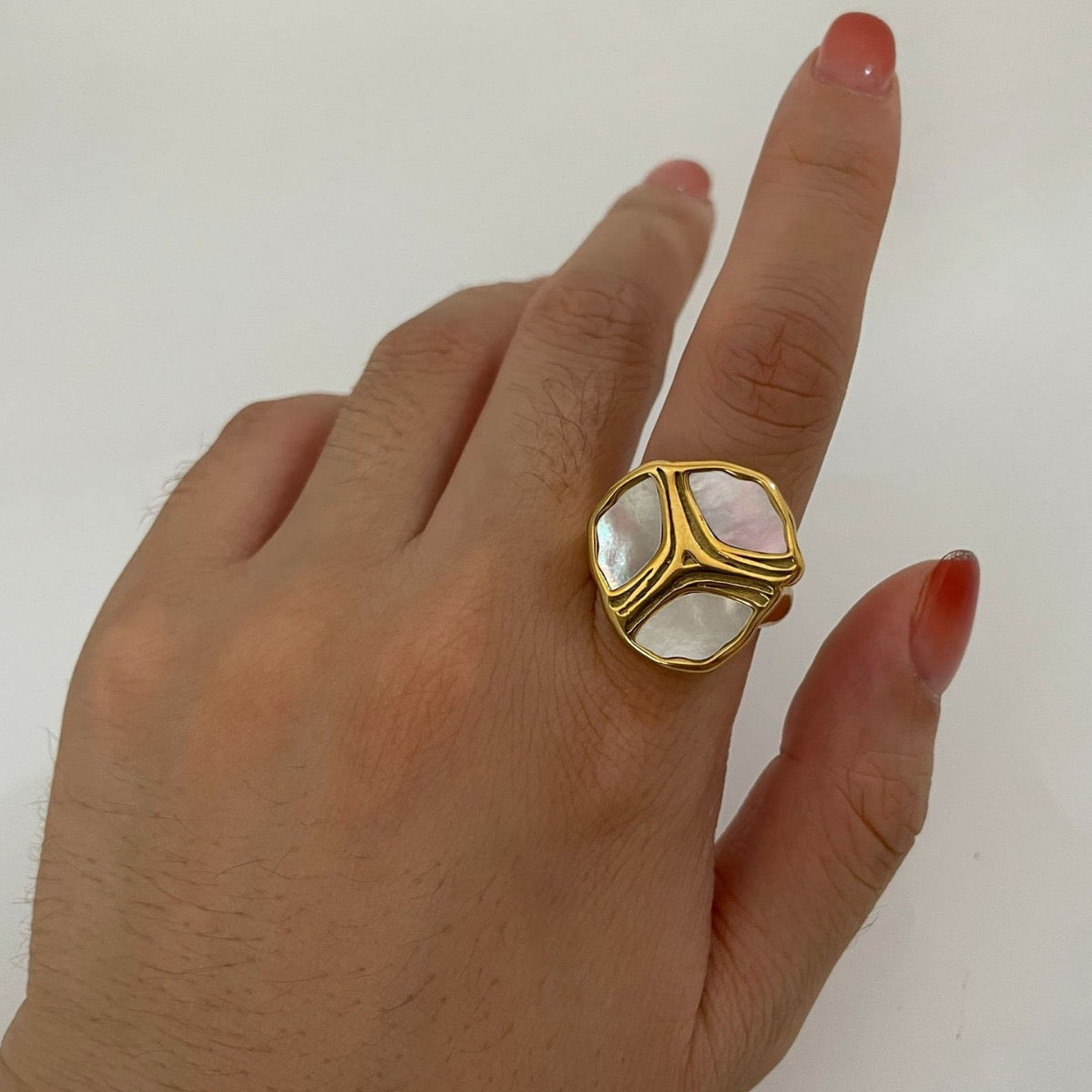 White mother of pearl ring