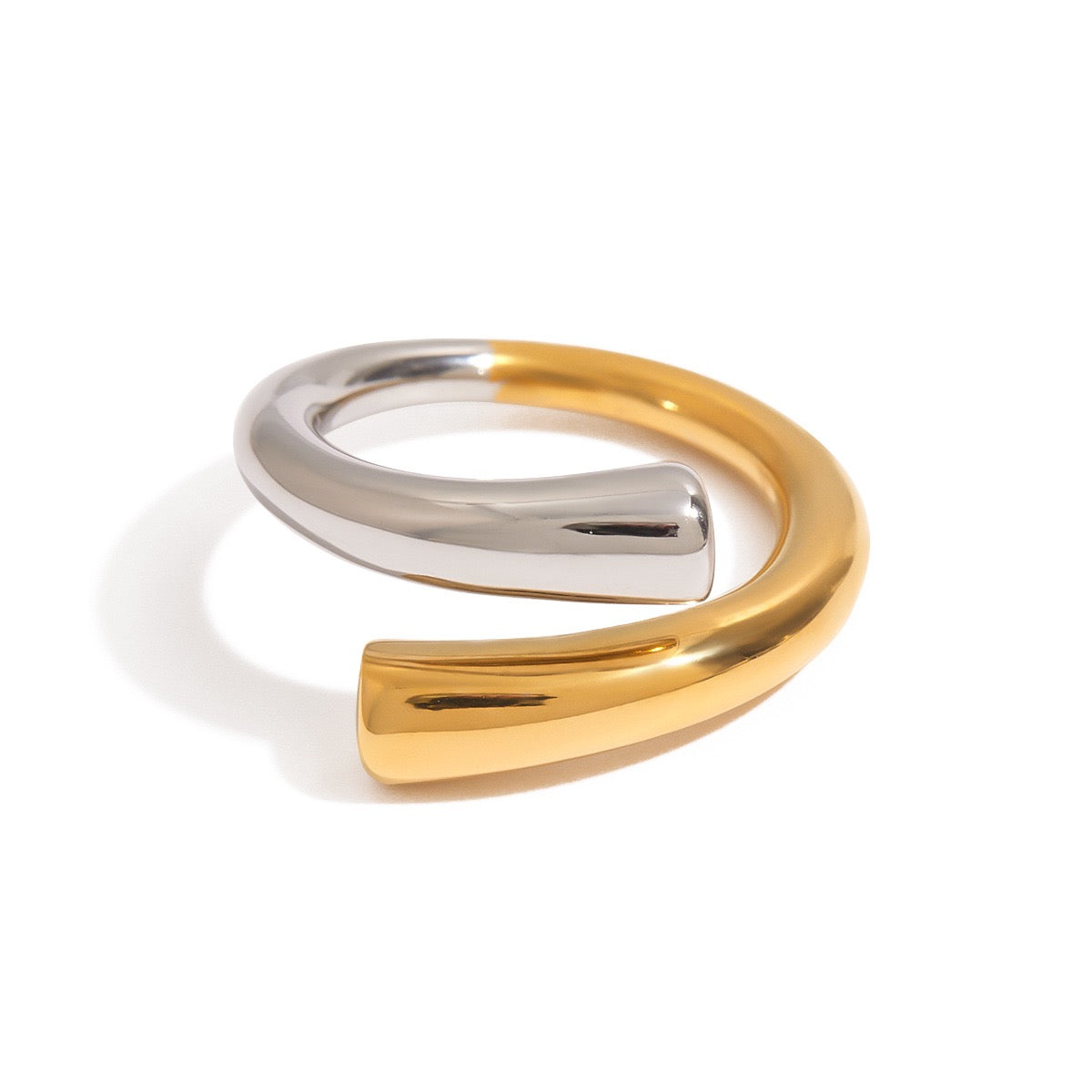 Gold or silver twist ring
