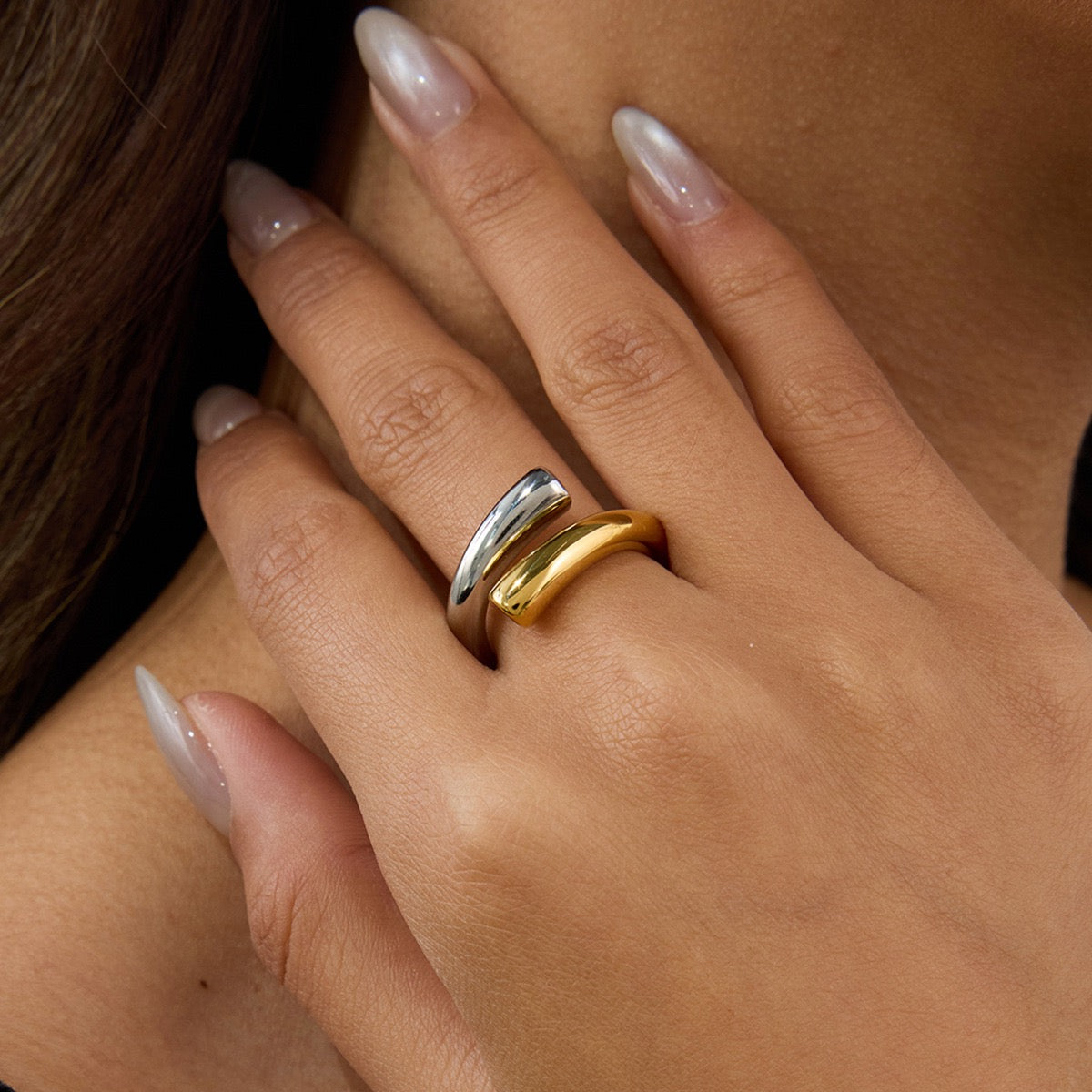 Gold or silver twist ring