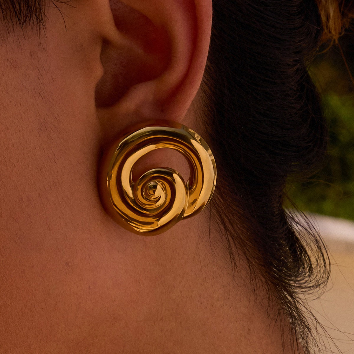 Vintage swirl earrings
