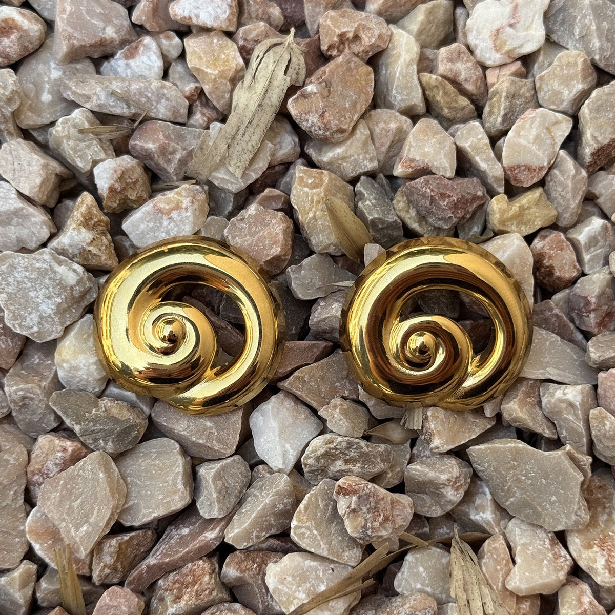 Vintage swirl earrings
