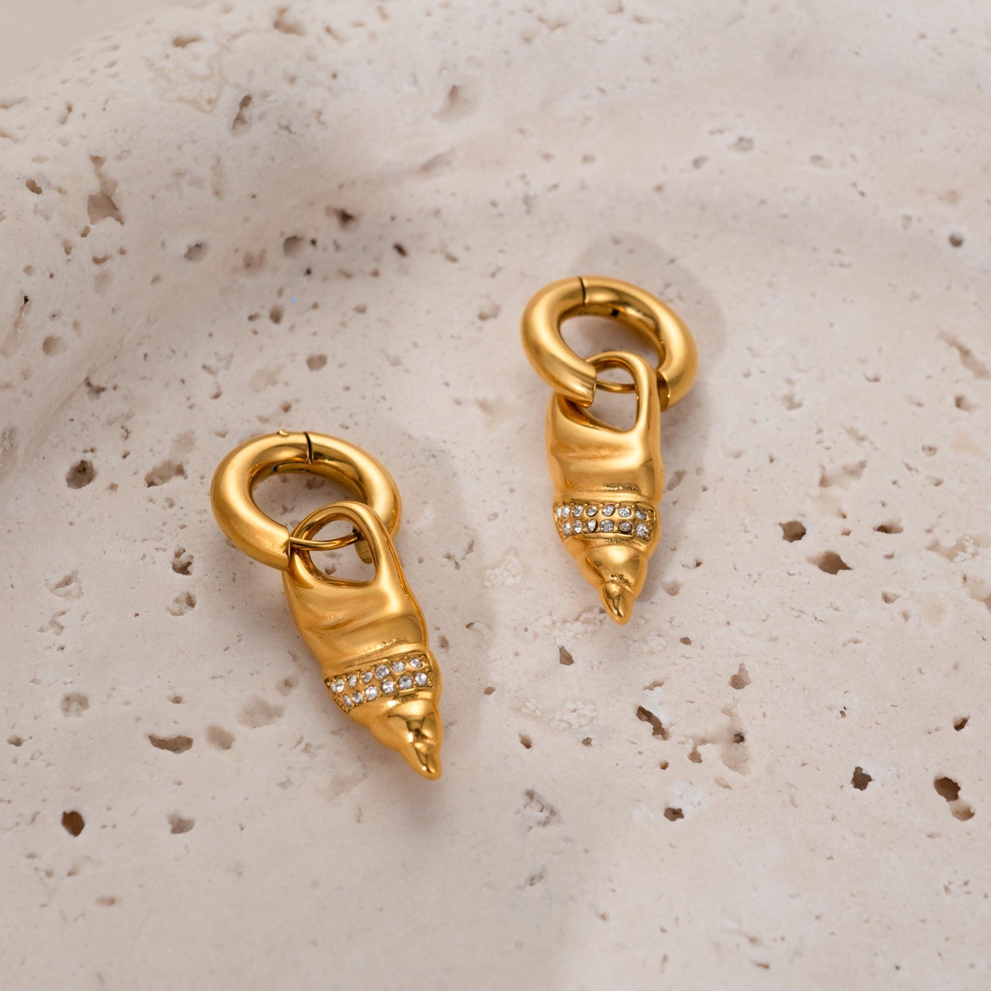 Amnita snail hoop earrings