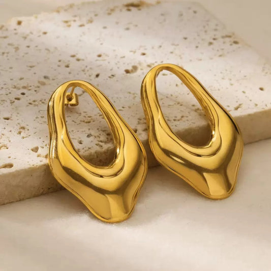 Cila hoop earrings
