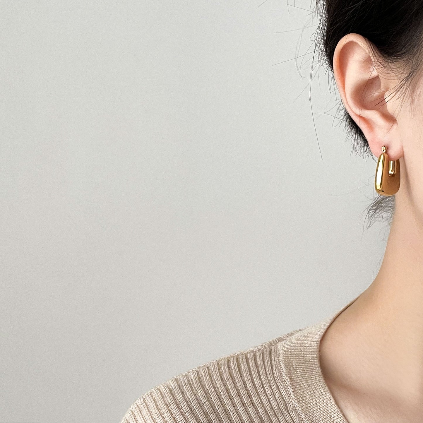 Sara square hoop earrings