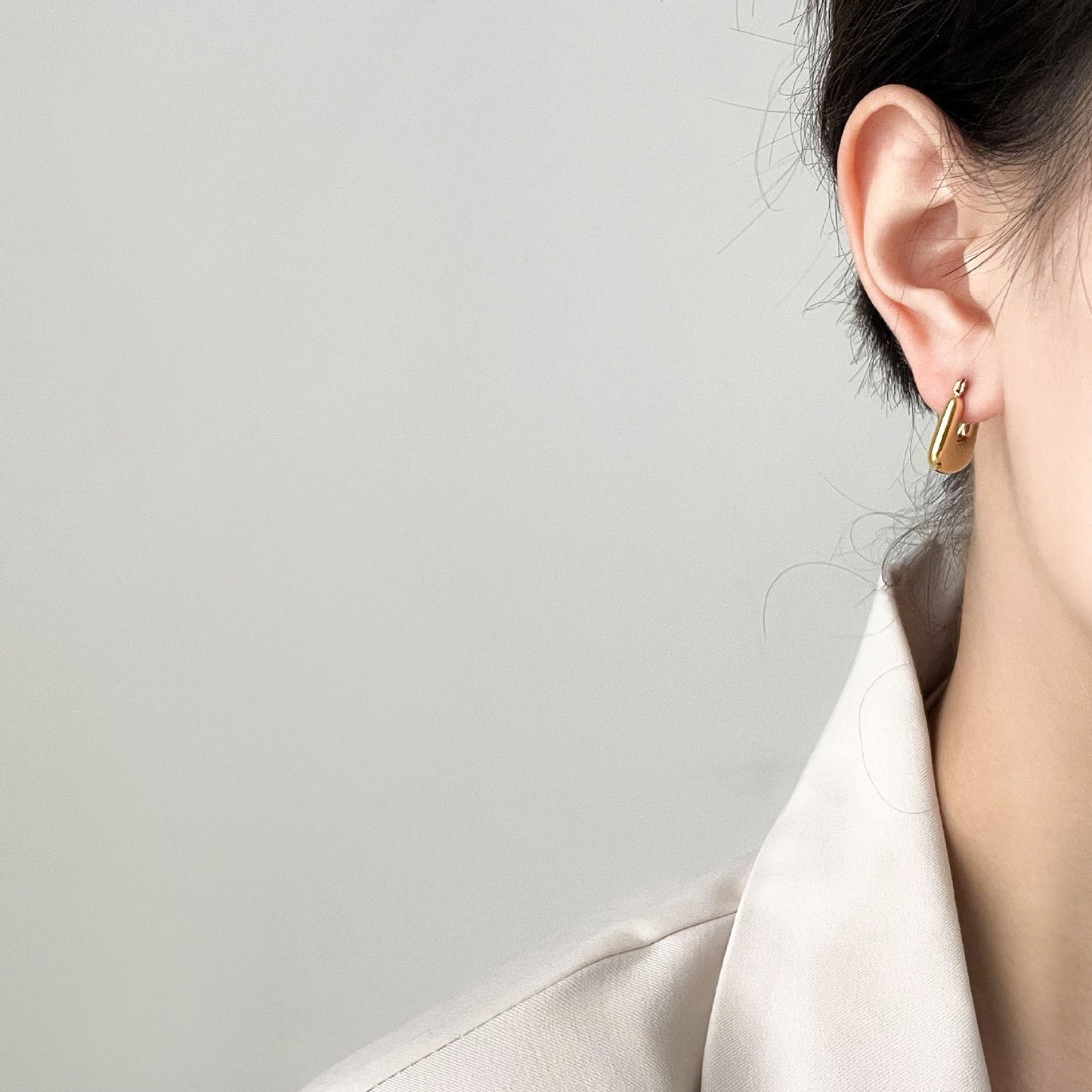 Sara square hoop earrings