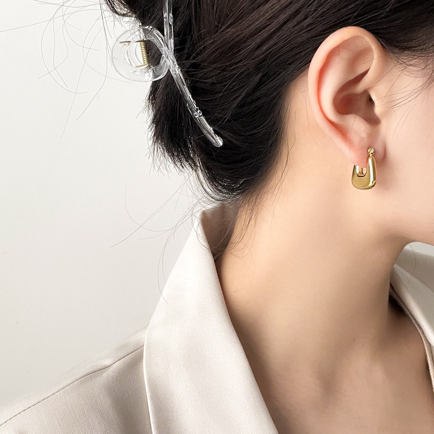 Sara square hoop earrings