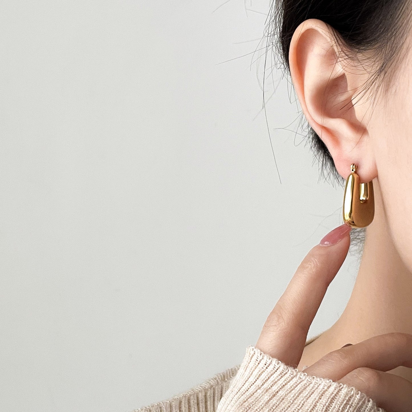 Sara square hoop earrings