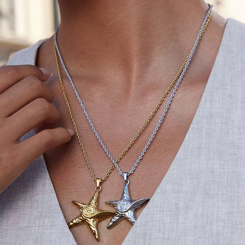 Swirl star necklace