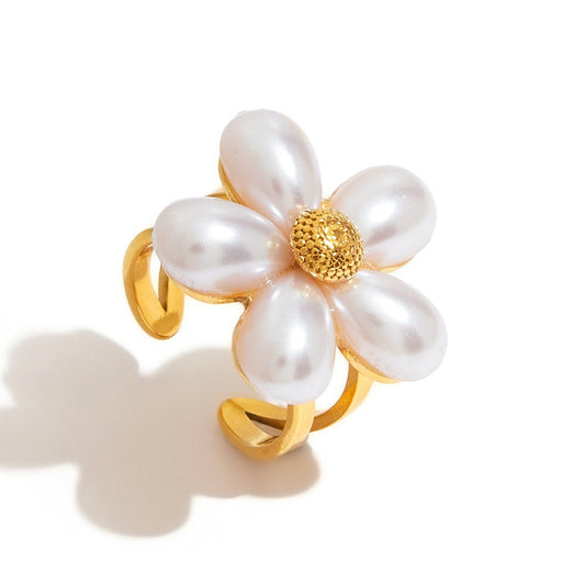 White flower rings