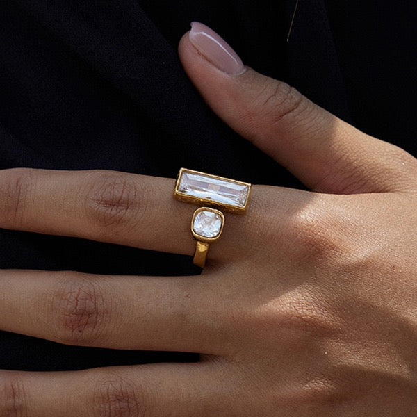 Double sugar rock ring