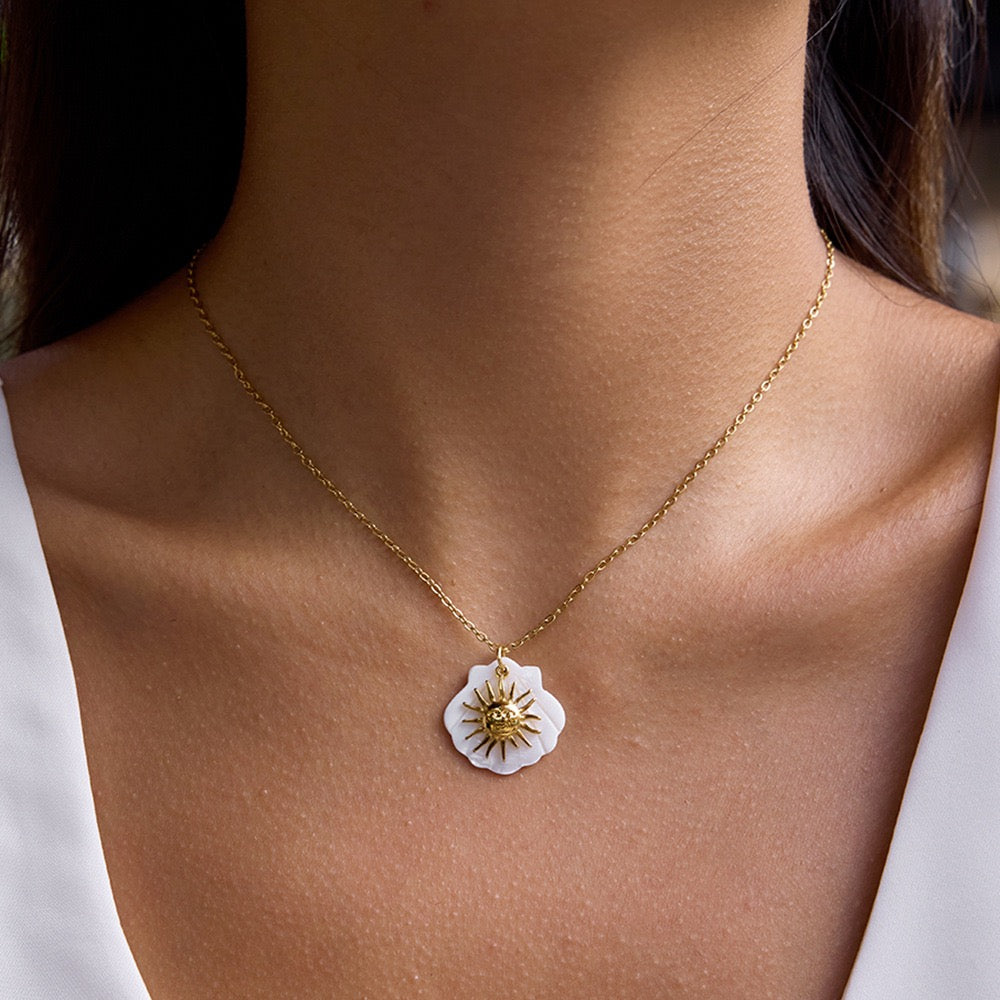 White shell sun necklace