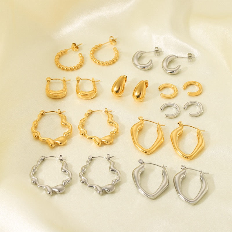 Aether lines hoop earrings