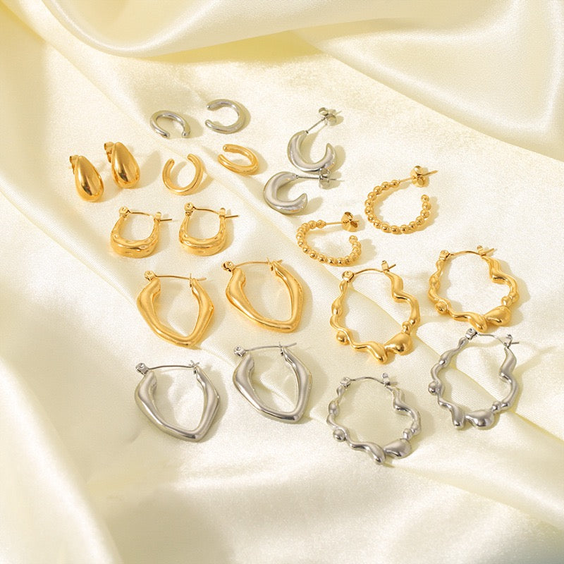 Aether lines hoop earrings