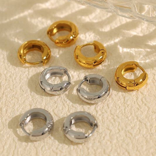 Moni dainty hoops earrings