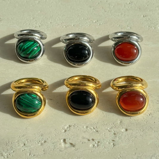 Round stone rings