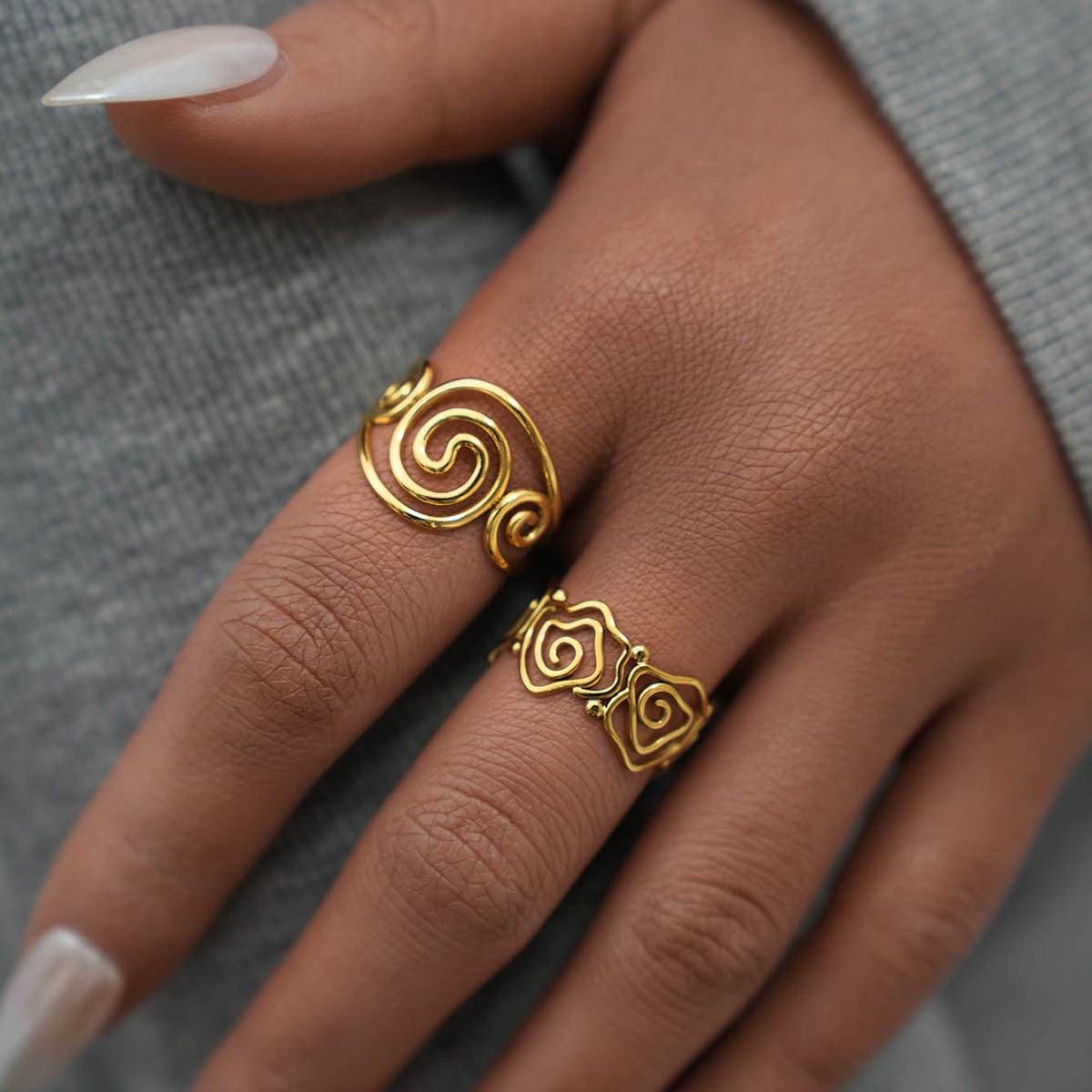Haji Lines swirl rose rings