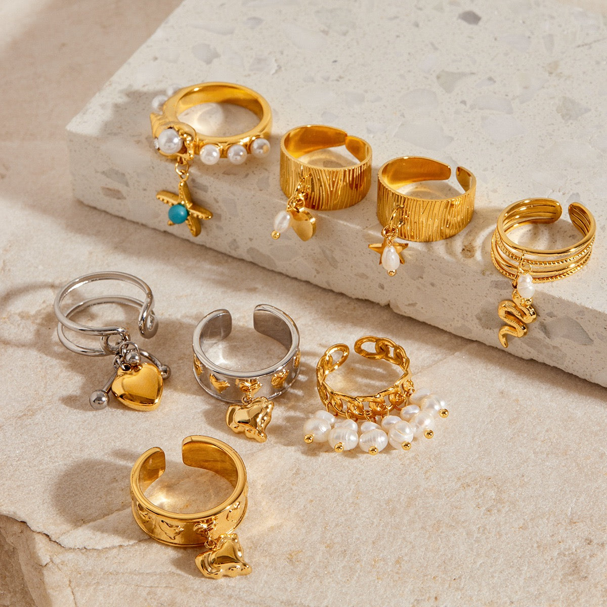 Dangling pendant rings