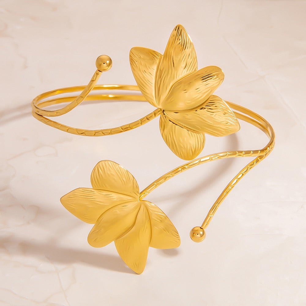 Summer arm bangles / arm bracelets