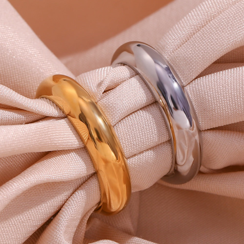 Kairos plain band rings