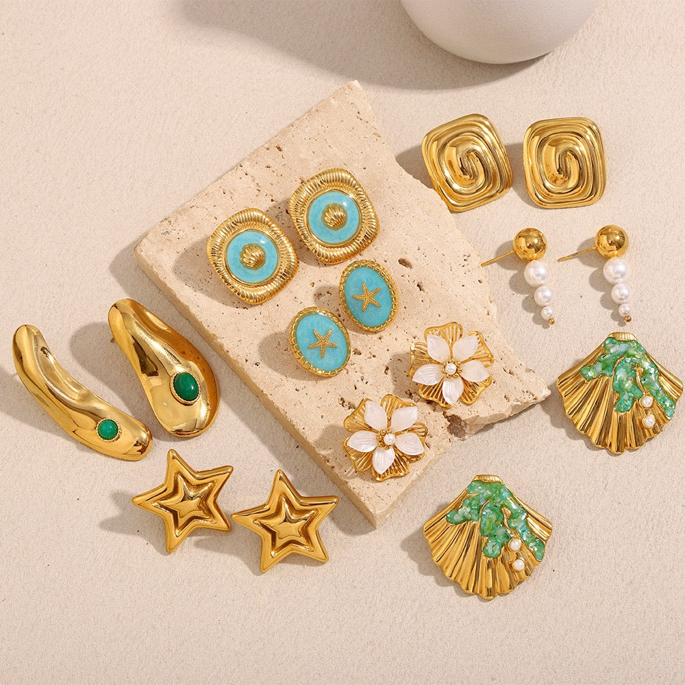 Floris Blue starfish earrings