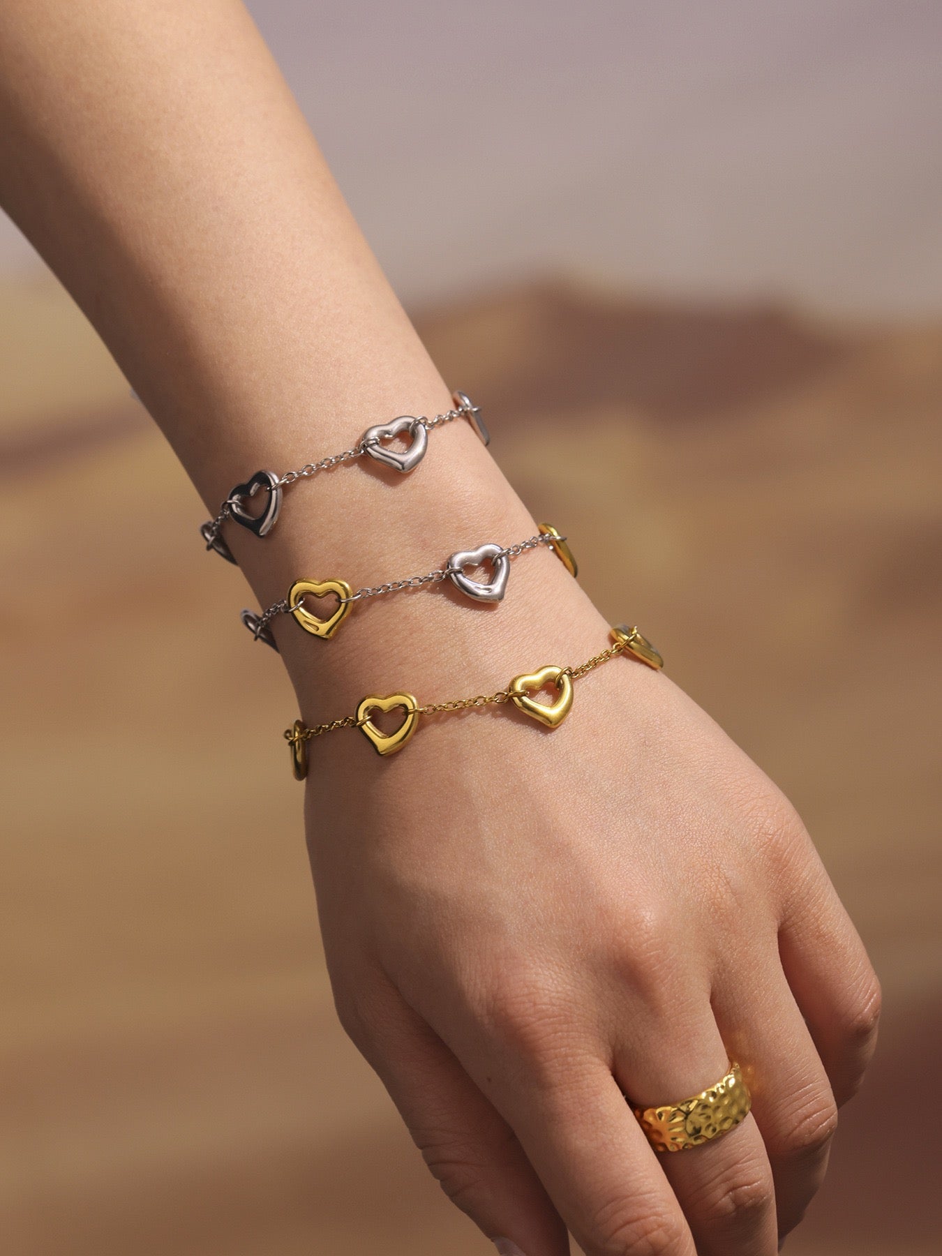Hearty hoops bracelet