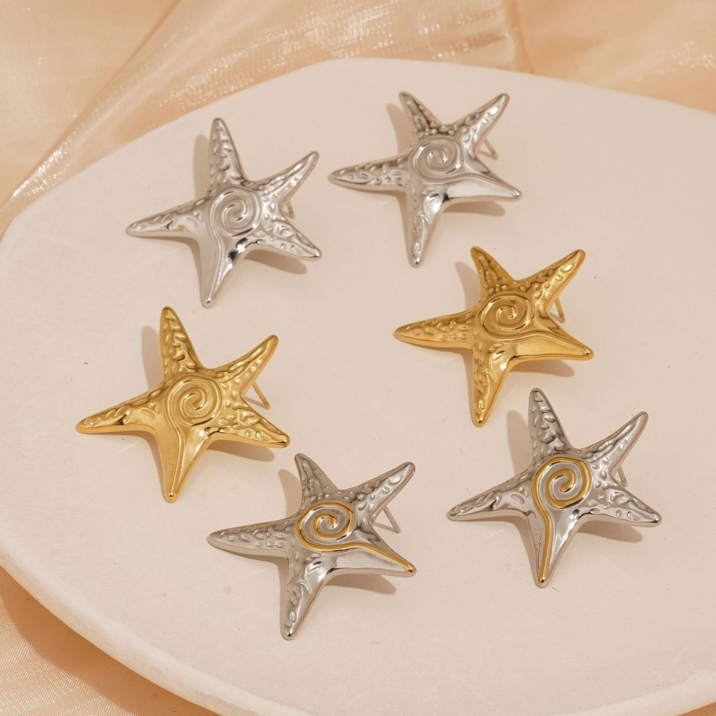 Tarako Swirl starfish earrings