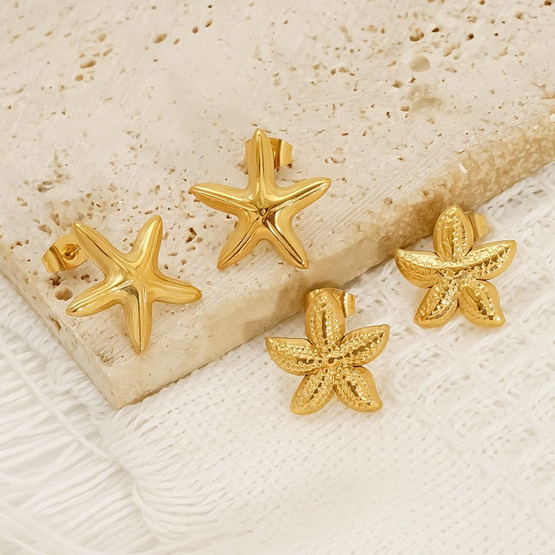 Dainty starfish studs