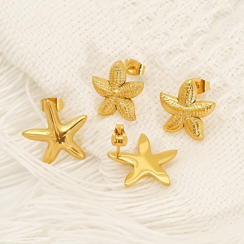 Dainty starfish studs