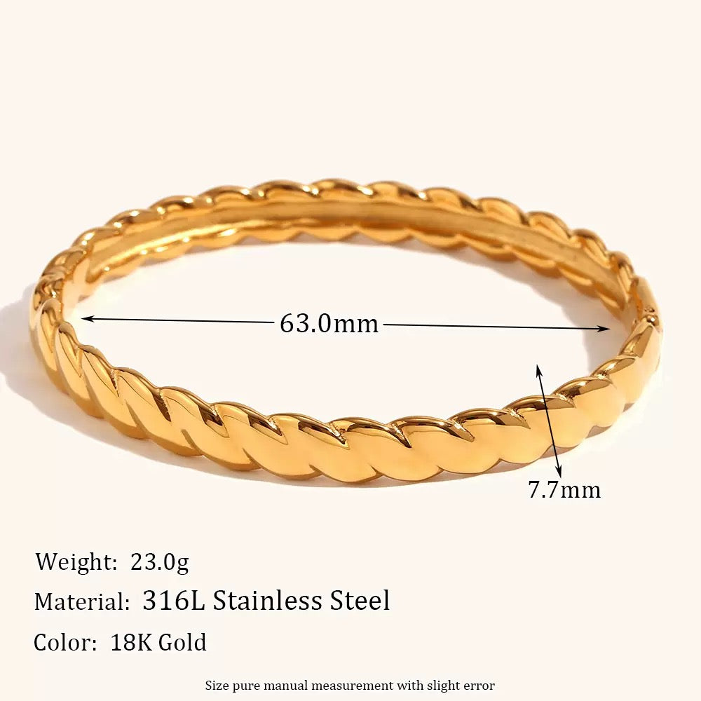 Braid bangle