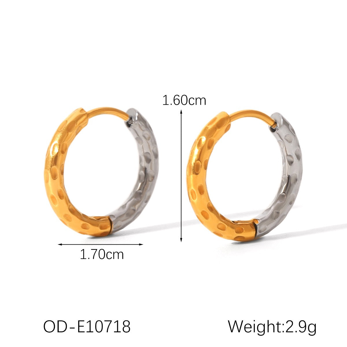 Tsuki dainty hoops earrings