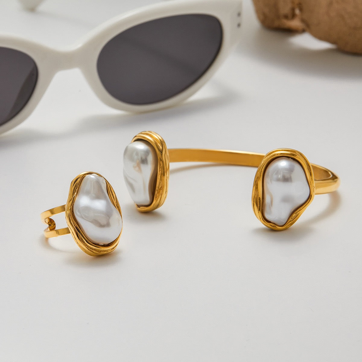 White pearly bangle set