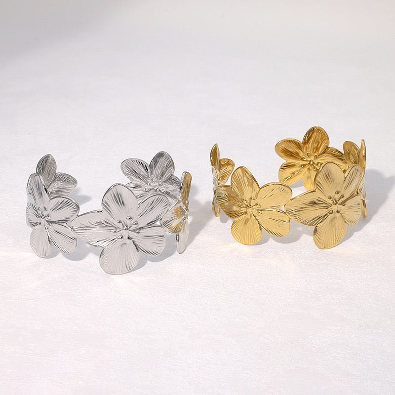 Sonia flower collection