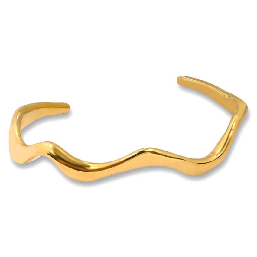 Small wave bangle