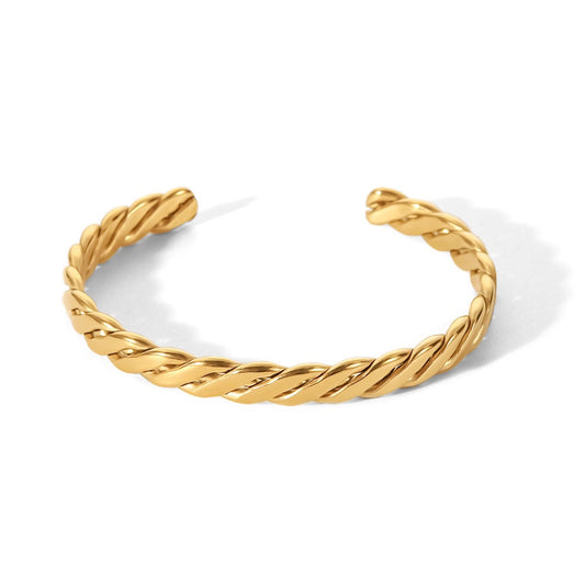 Braid cuban bangle