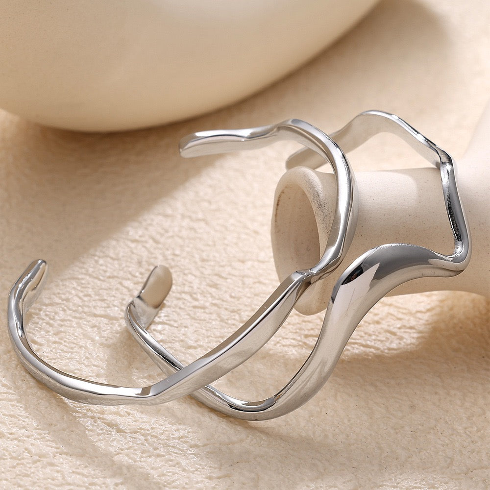 Silver splash wave bangles