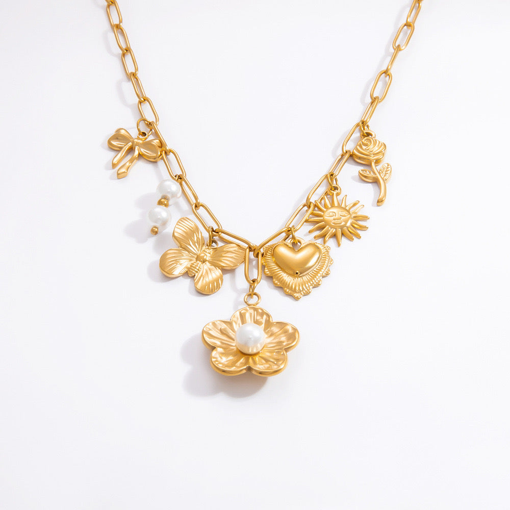 Bondi khloe flower summer necklace