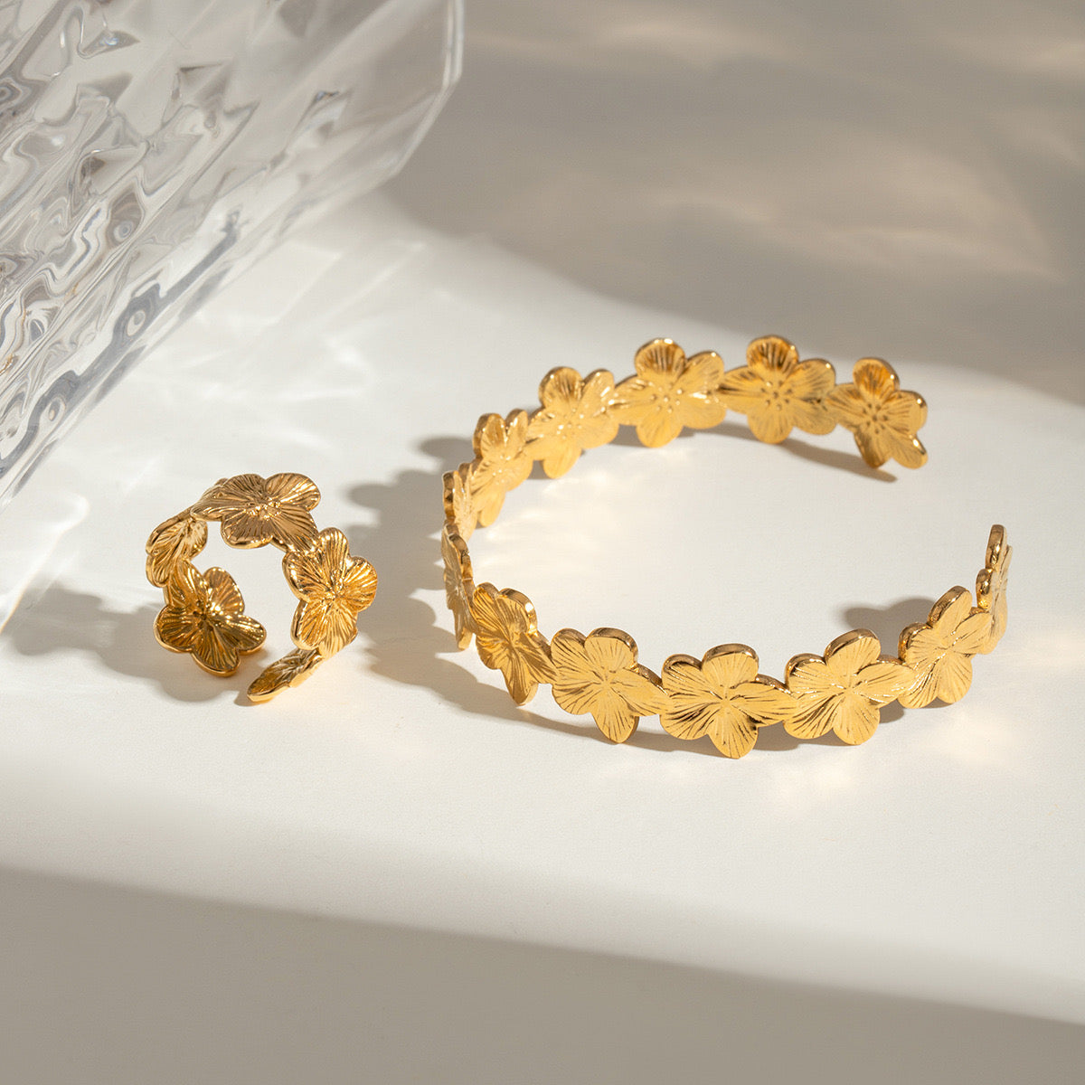 Bondi Zack flower collections