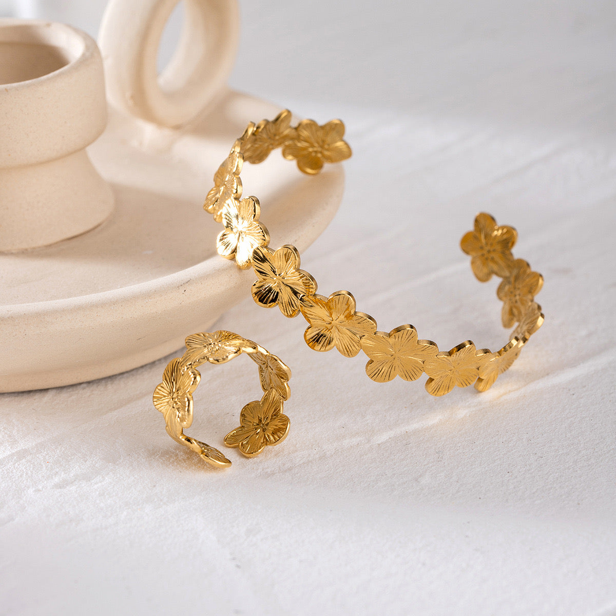 Bondi Zack flower collections